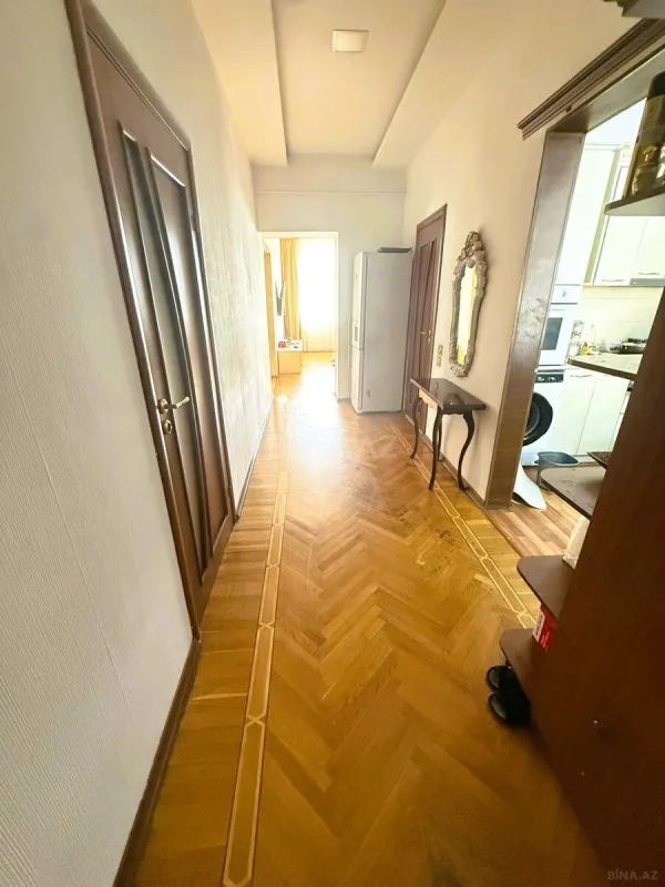 Satılır 3 otaqlı mənzil 86 m²