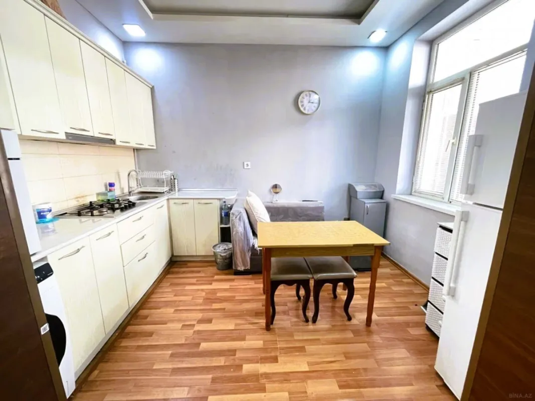 Satılır 3 otaqlı mənzil 86 m²