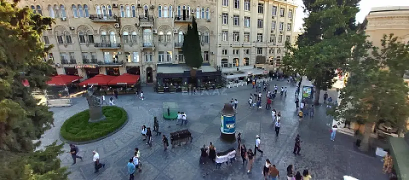 Satılır 2 otaqlı ofis 190 m²