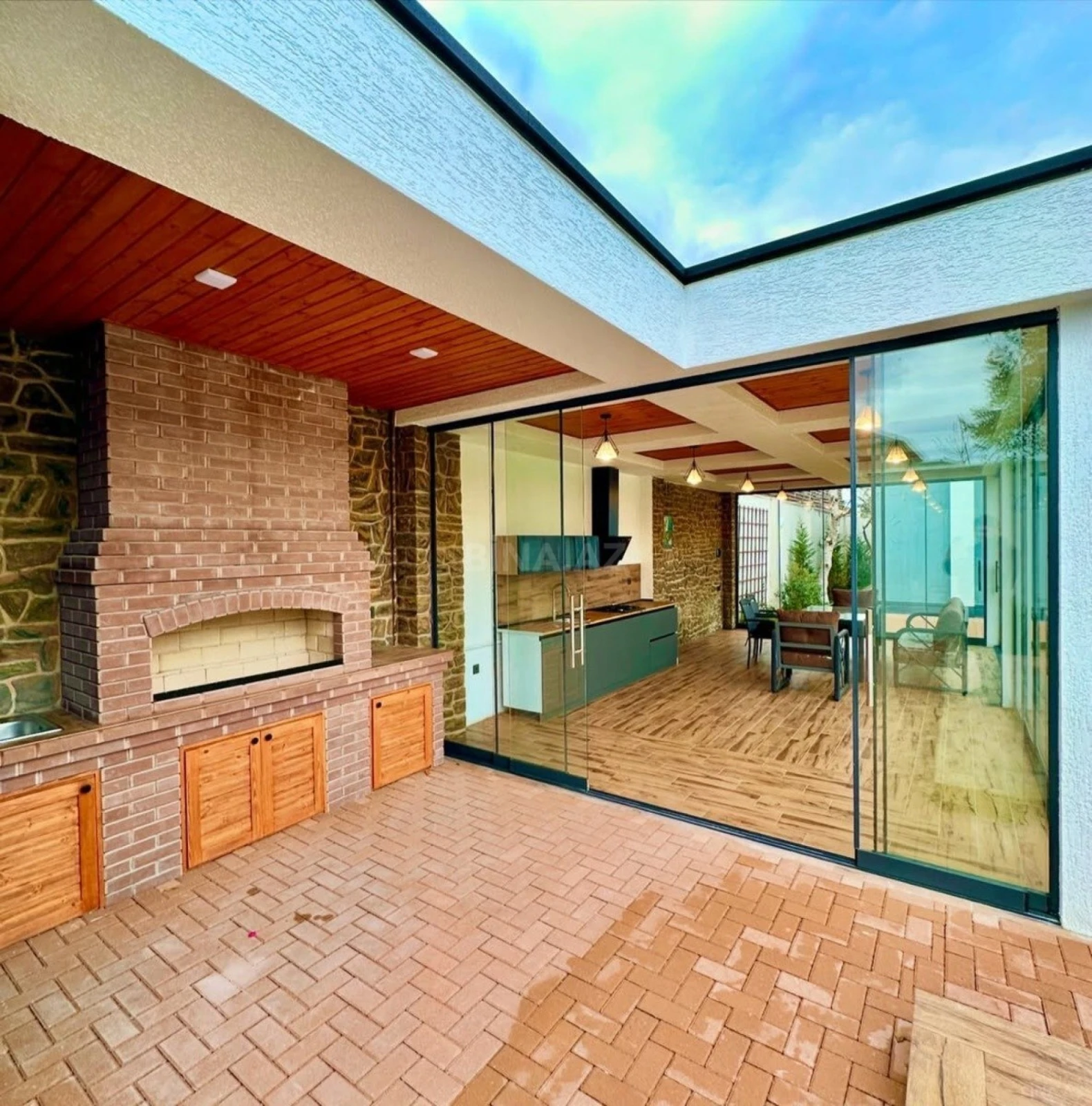 Kirayə verilir 5 otaqlı həyət evi 400 m²