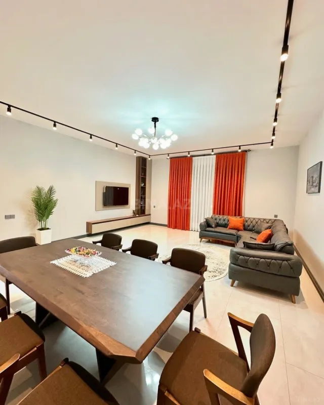 Kirayə verilir 5 otaqlı həyət evi 400 m²