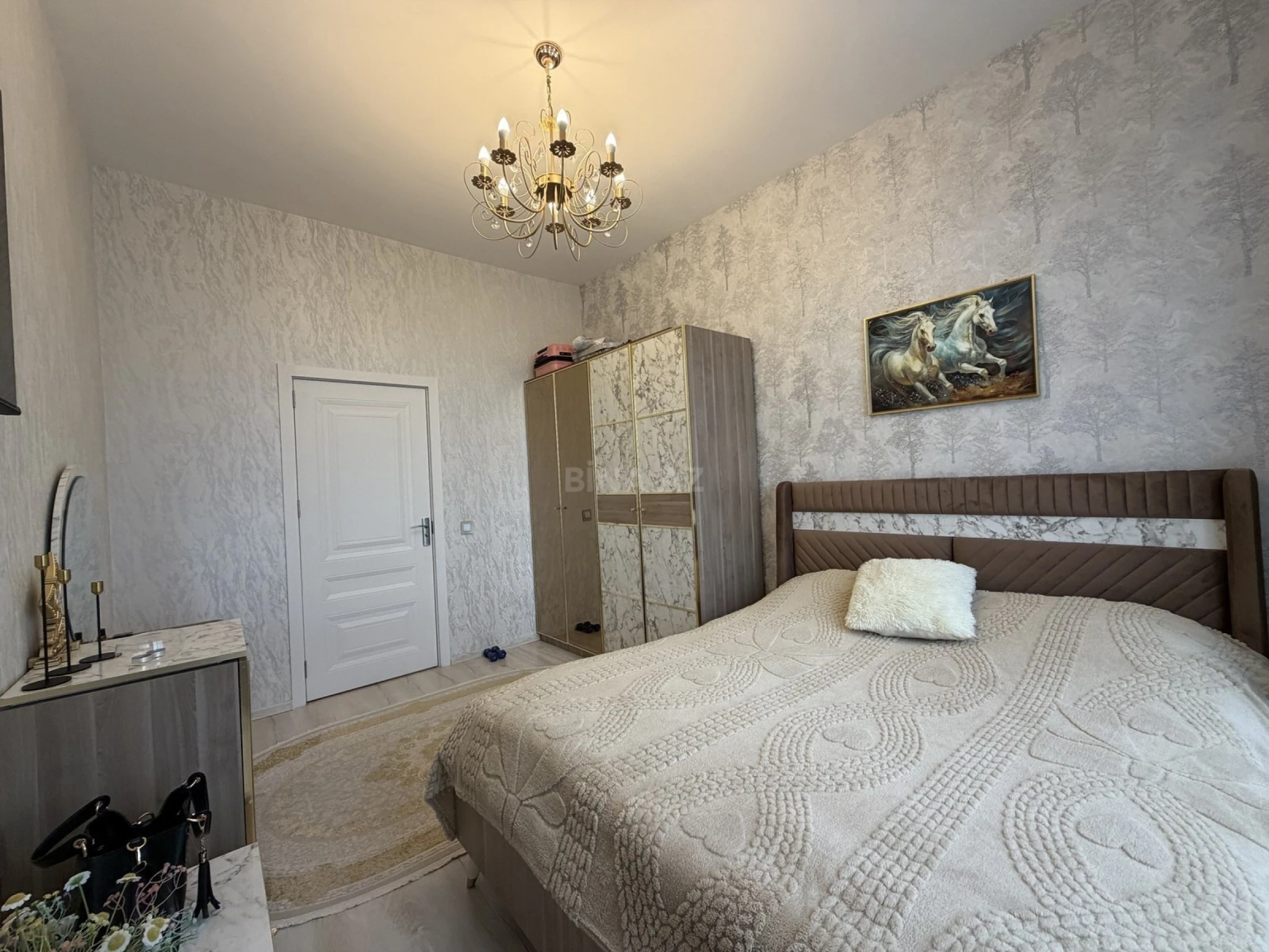 Satılır 1 otaqlı mənzil 43 m²