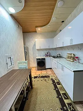 Satılır 2 otaqlı mənzil 90 m²