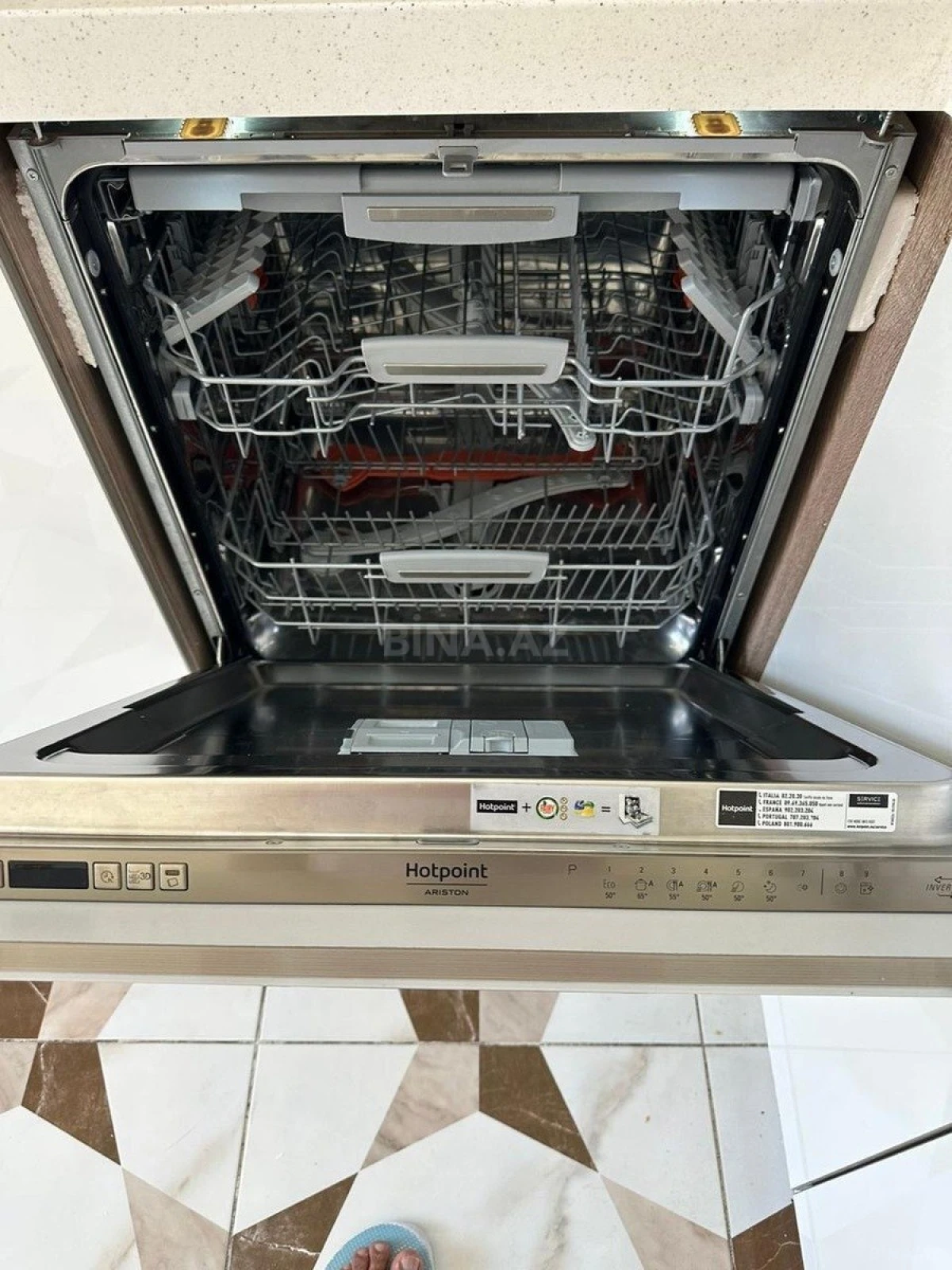 Kirayə verilir 3 otaqlı mənzil 140 m²