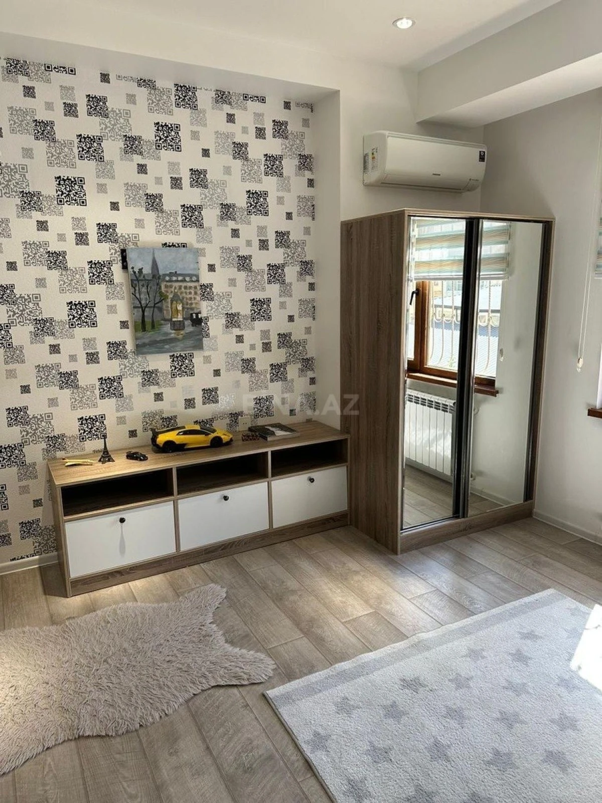 Kirayə verilir 3 otaqlı mənzil 140 m²