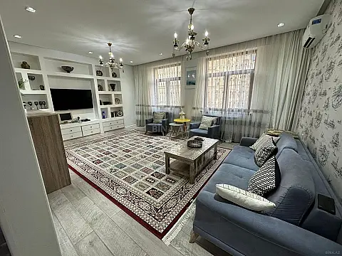 Kirayə verilir 3 otaqlı mənzil 140 m²