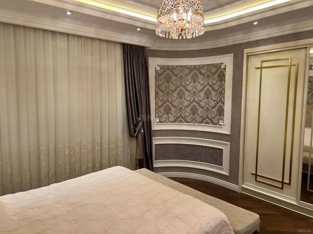 Kirayə verilir 4 otaqlı mənzil 160 m²