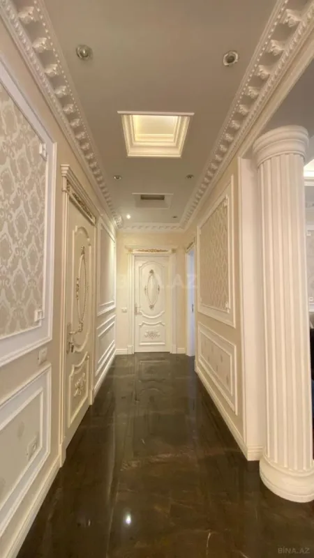 Kirayə verilir 4 otaqlı mənzil 160 m²