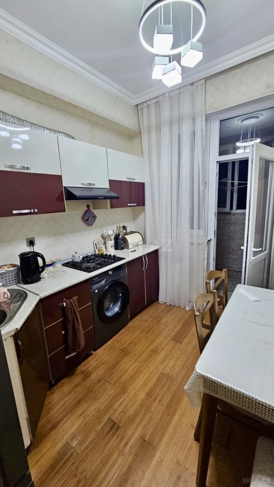 Satılır 2 otaqlı mənzil 64 m²