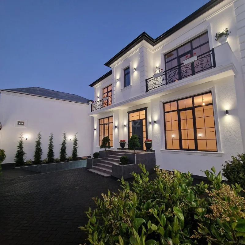Satılır 7 otaqlı həyət evi 450 m²