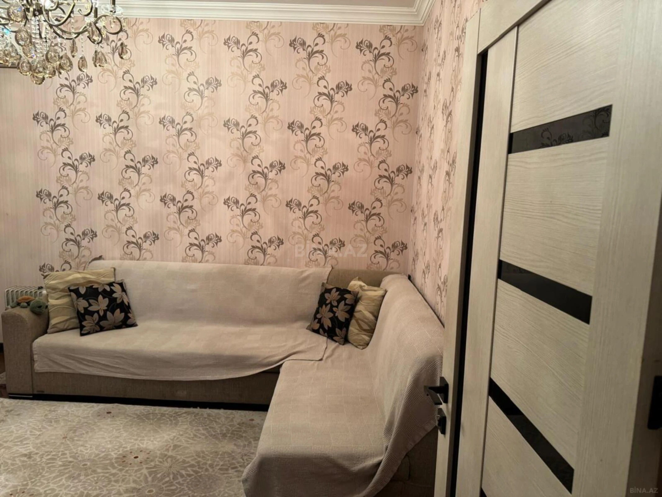 Satılır 2 otaqlı mənzil 60 m²