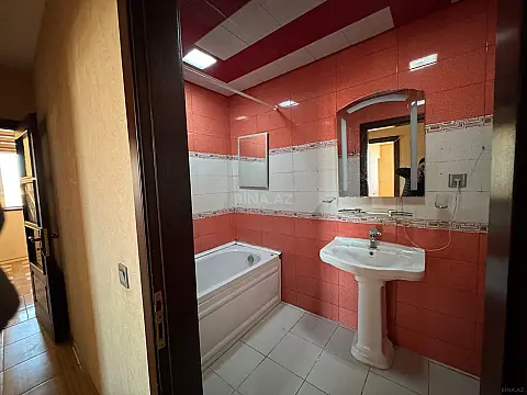 Satılır 3 otaqlı mənzil 78 m²