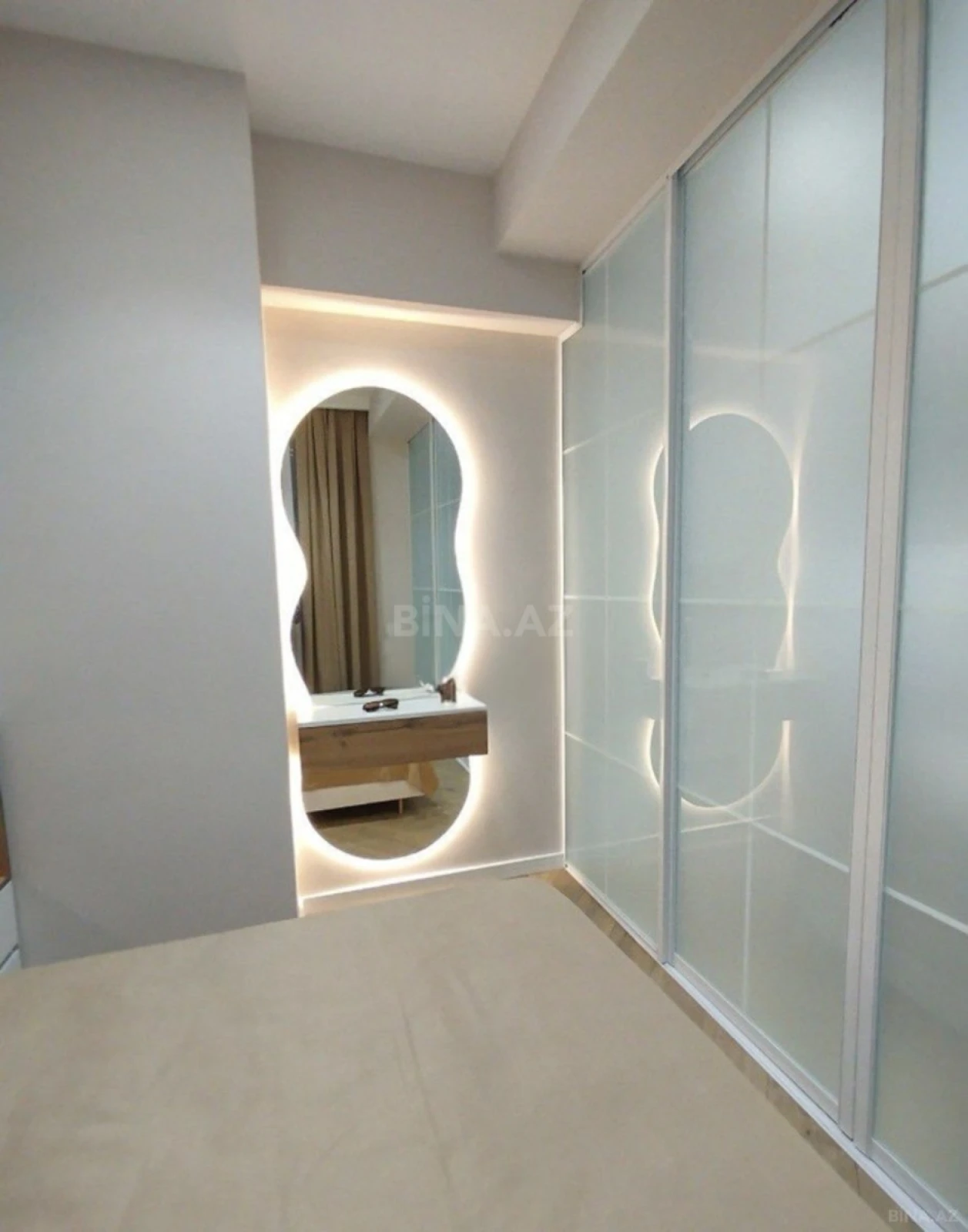 Kirayə verilir 2 otaqlı mənzil 45 m²