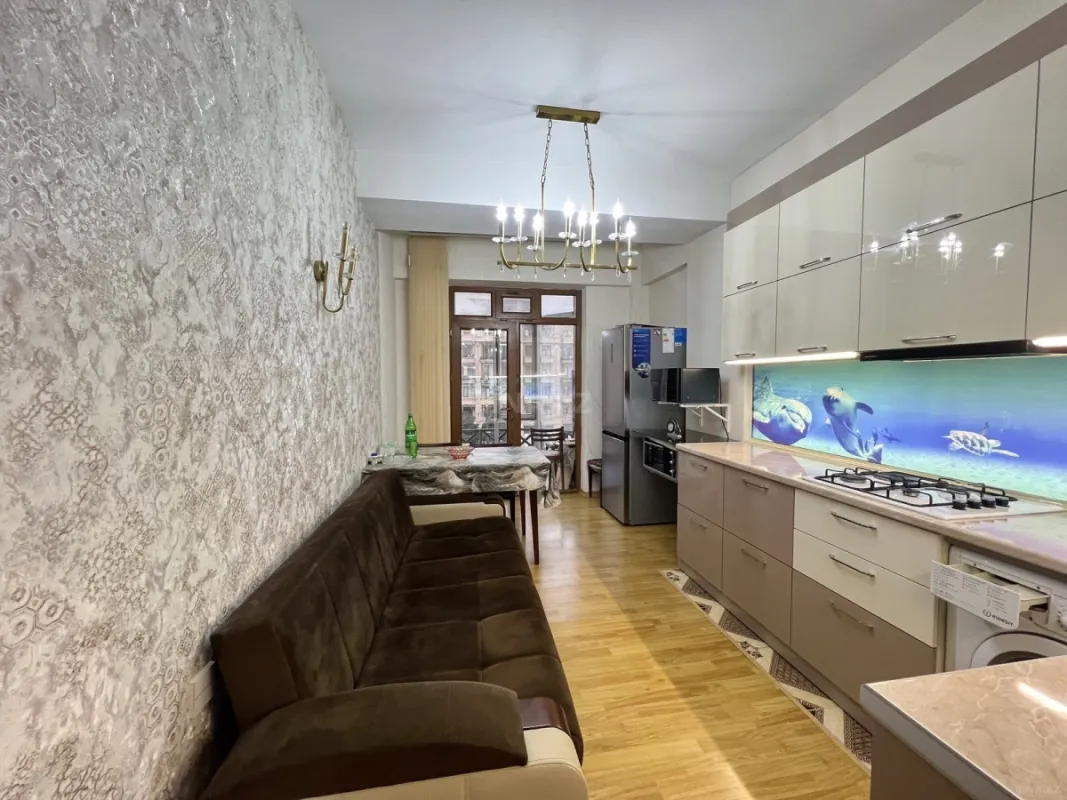 Satılır 3 otaqlı mənzil 110 m²