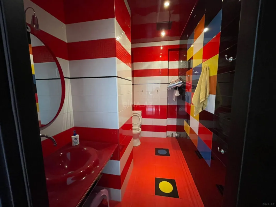 Kirayə verilir 3 otaqlı mənzil 140 m²