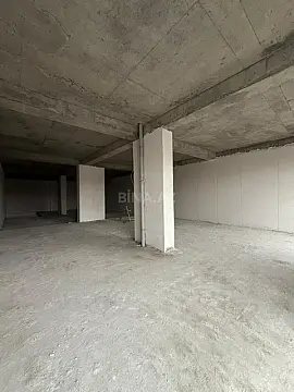 Satılır obyekt 400 m²