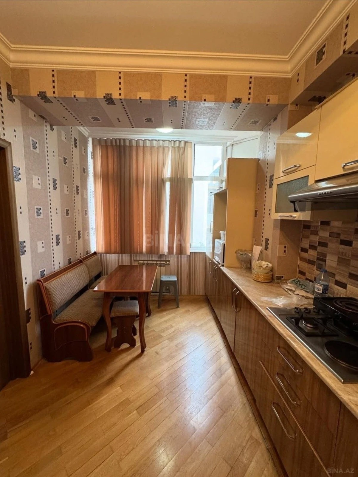 Satılır 3 otaqlı mənzil 86 m²