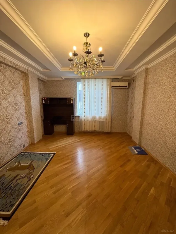 Satılır 3 otaqlı mənzil 86 m²