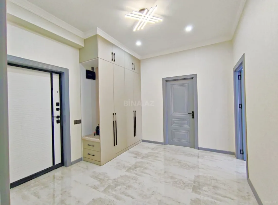 Satılır 2 otaqlı mənzil 84.7 m²