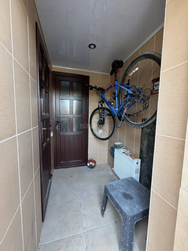 Kirayə verilir 5 otaqlı həyət evi 400 m²