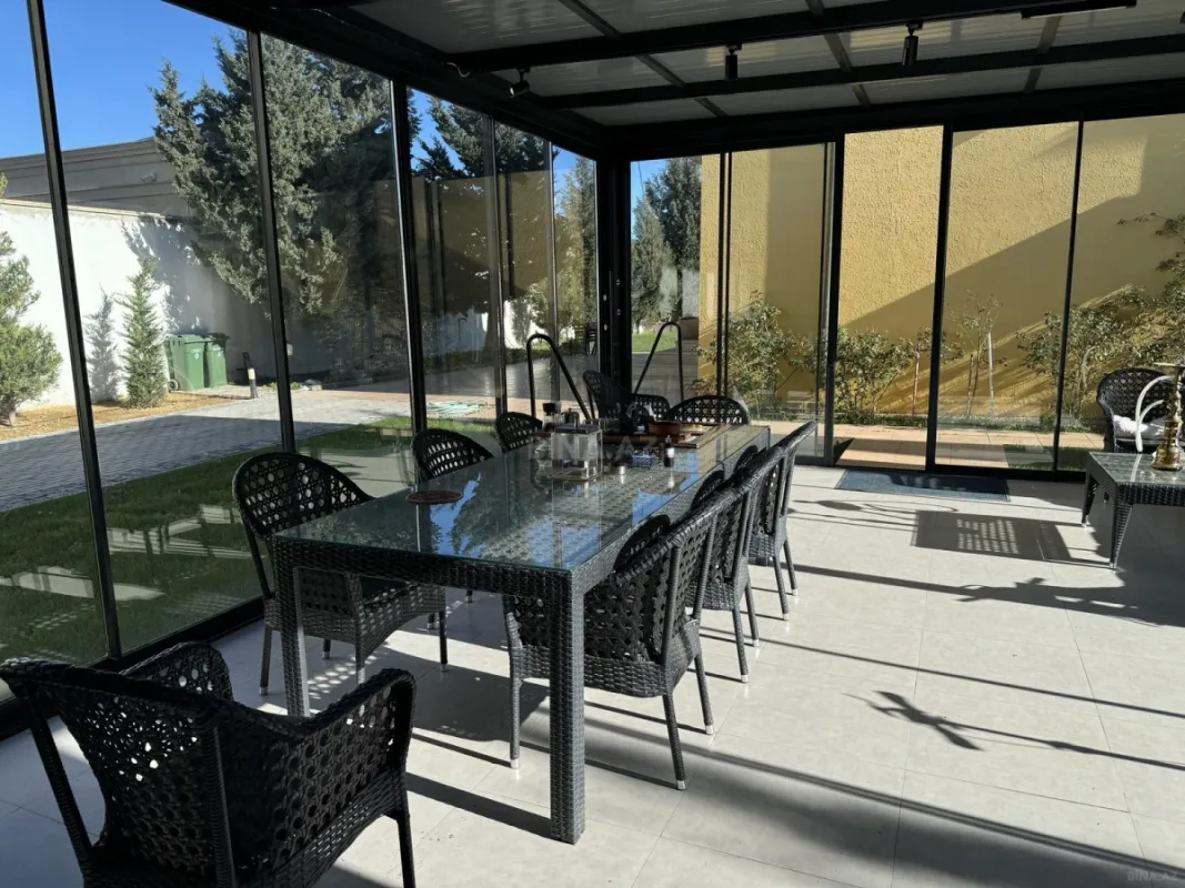 Kirayə verilir 5 otaqlı həyət evi 400 m²