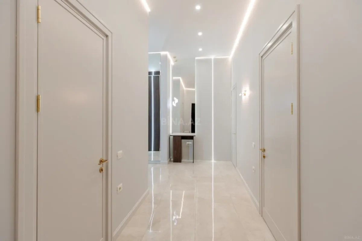 Kirayə verilir 3 otaqlı mənzil 122 m²