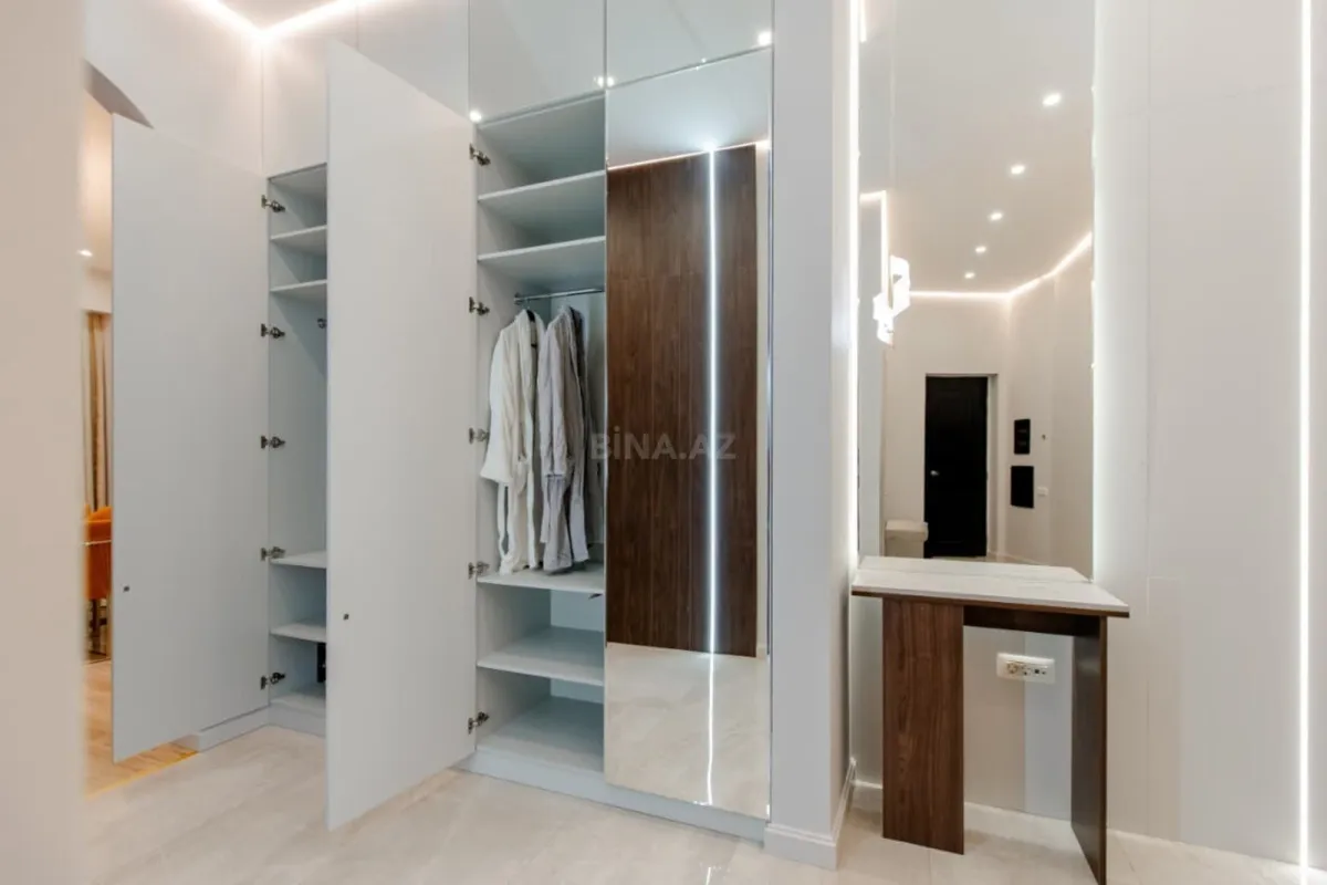 Kirayə verilir 3 otaqlı mənzil 122 m²