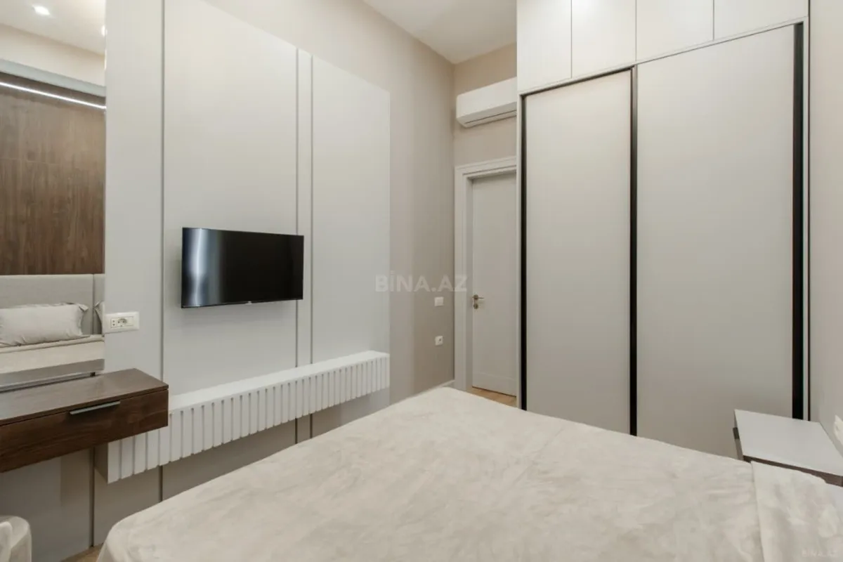 Kirayə verilir 3 otaqlı mənzil 122 m²