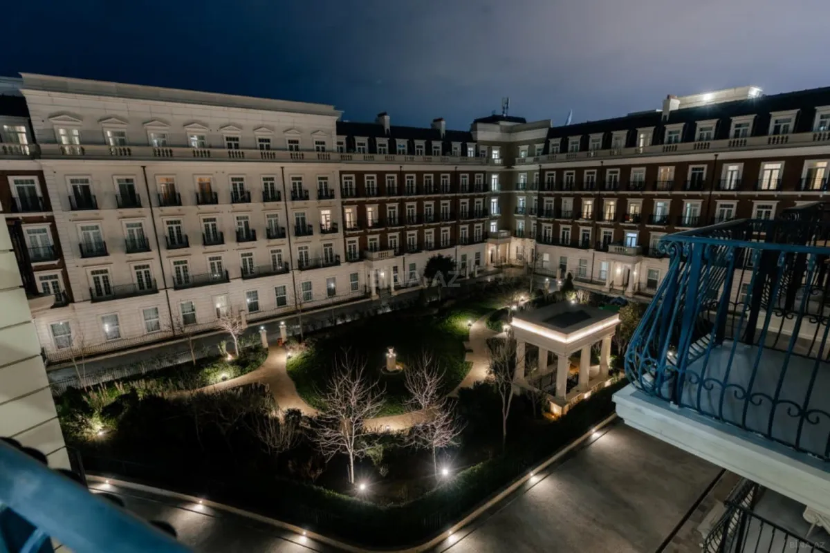 Kirayə verilir 3 otaqlı mənzil 122 m²