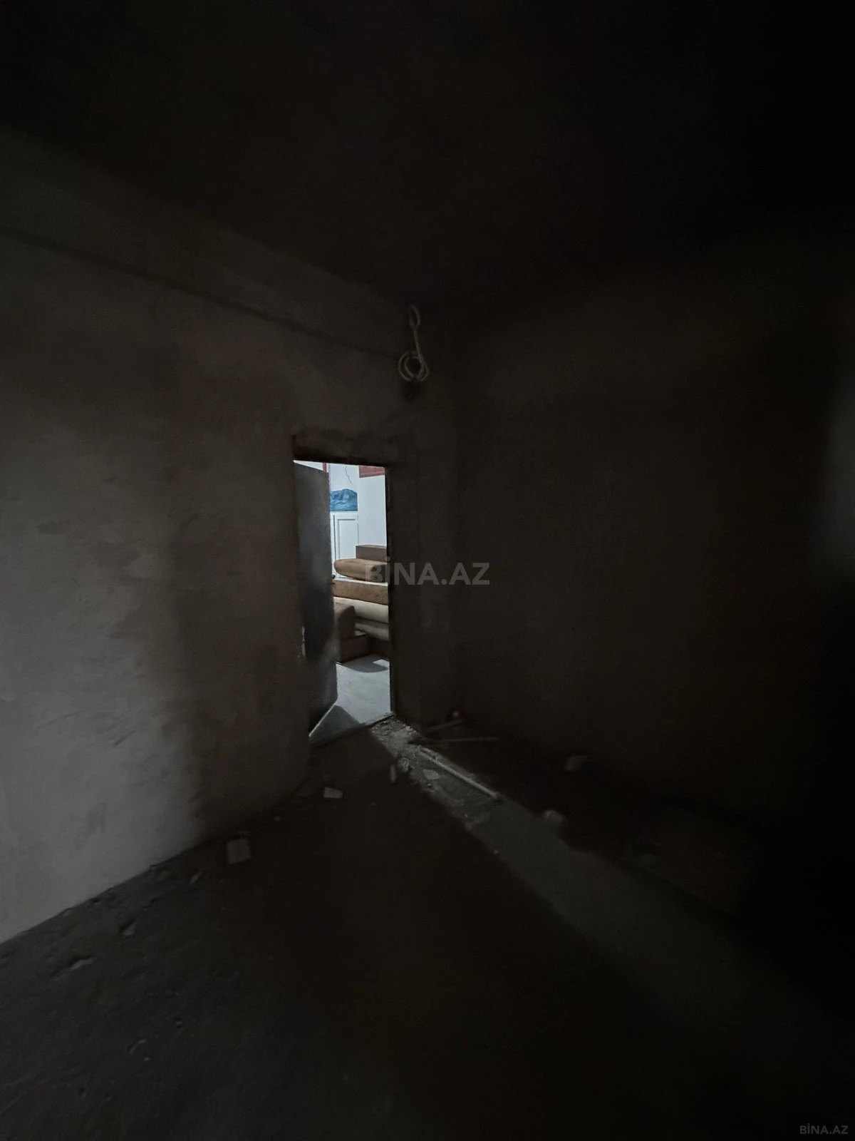 Satılır 2 otaqlı mənzil 99 m²