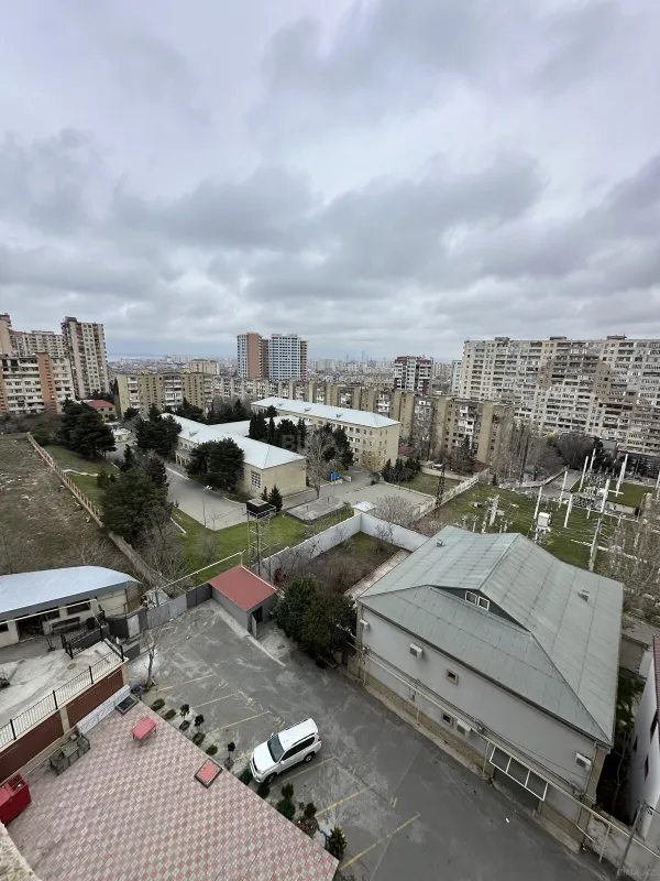 Satılır 2 otaqlı mənzil 99 m²