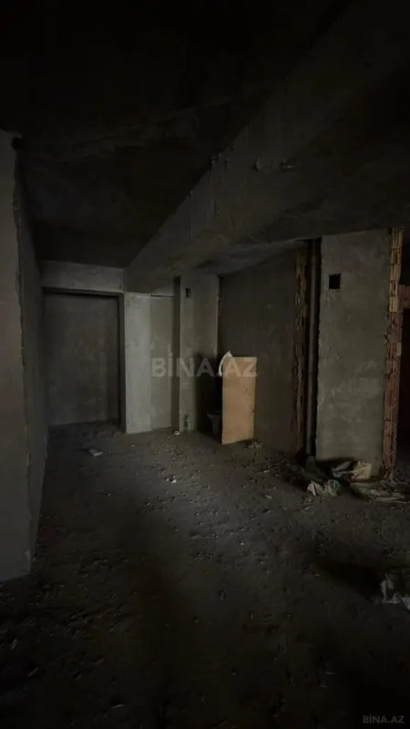 Satılır 3 otaqlı mənzil 118 m²