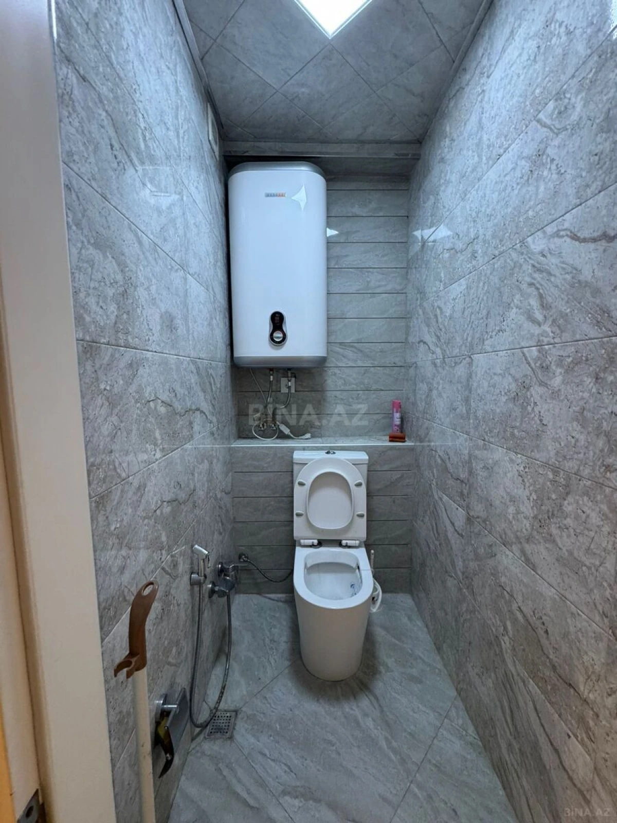 Satılır 2 otaqlı mənzil 66 m²