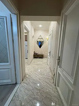 Satılır 2 otaqlı mənzil 66 m²