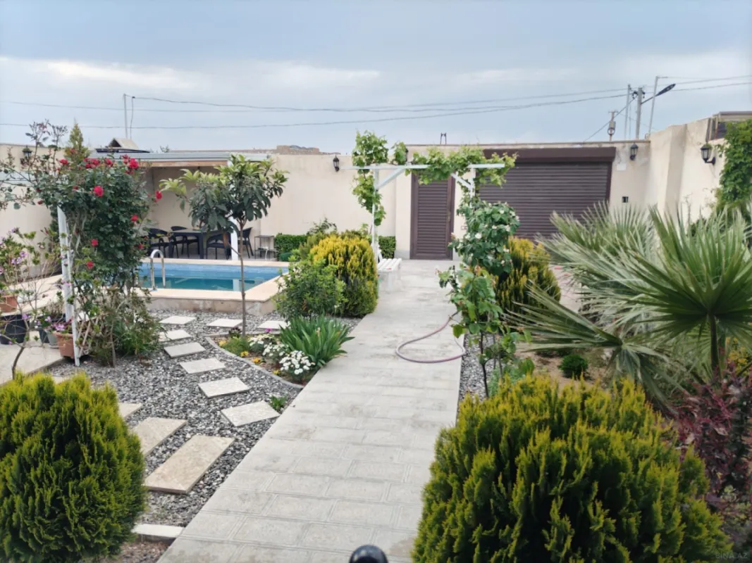 Satılır 3 otaqlı həyət evi 120 m²