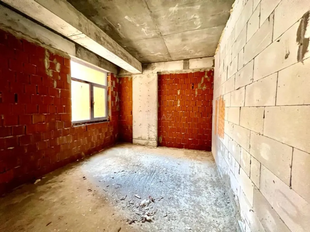 Satılır 2 otaqlı mənzil 67.7 m²