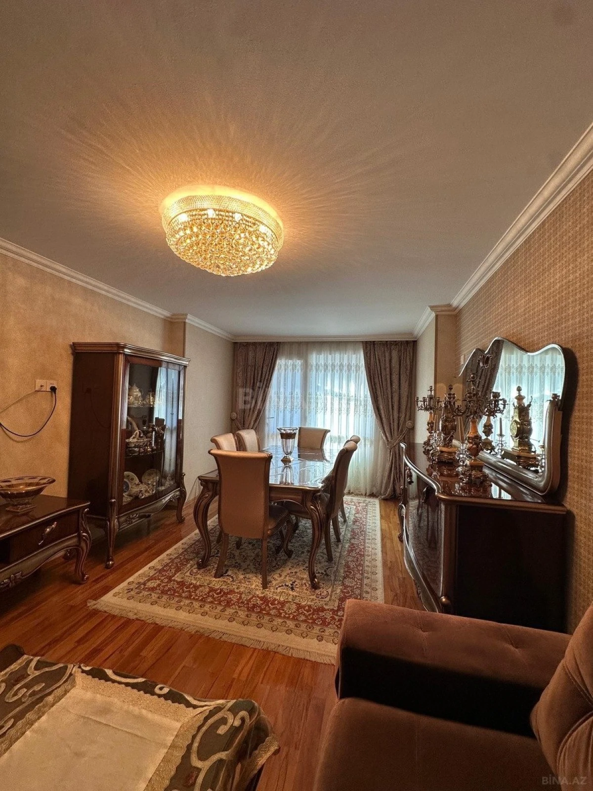 Satılır 3 otaqlı mənzil 101 m²