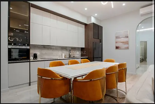 Kirayə verilir 3 otaqlı mənzil 120 m² — Bakı, Köhnə Günəşli 3 otaq 120.00 m²