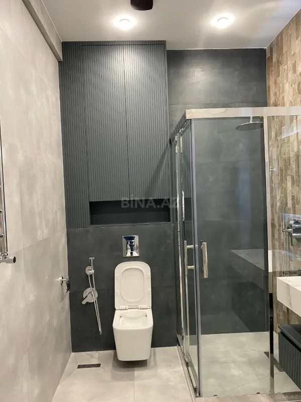 Satılır 2 otaqlı mənzil 68 m²