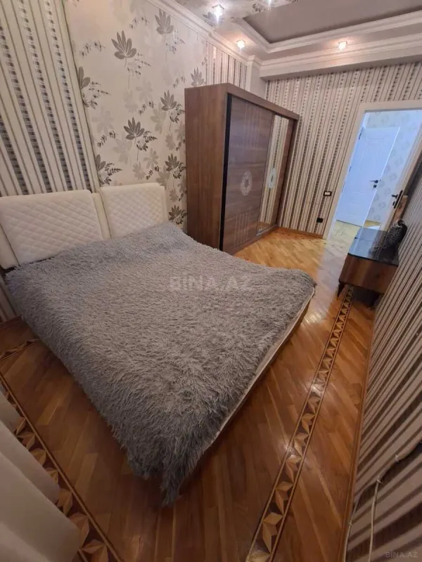 Satılır 3 otaqlı mənzil 92 m²