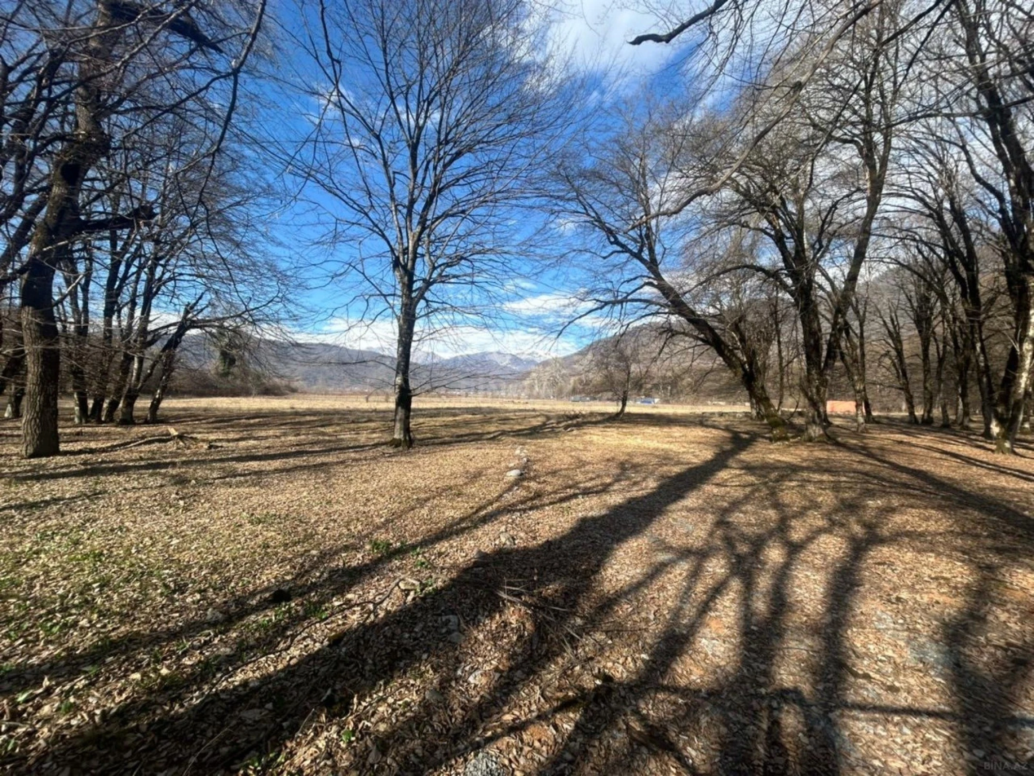 Satılır torpaq sahəsi 350 m²