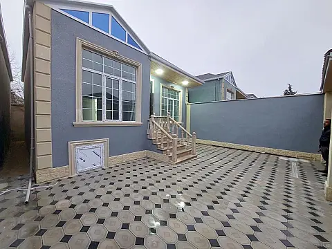 Satılır 3 otaqlı həyət evi 100 m²