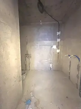 Satılır 3 otaqlı mənzil 131 m²