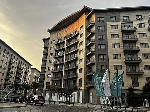 Satılır 3 otaqlı mənzil 131 m² — Bakı, Köhnə Günəşli 3 otaq 131.00 m²