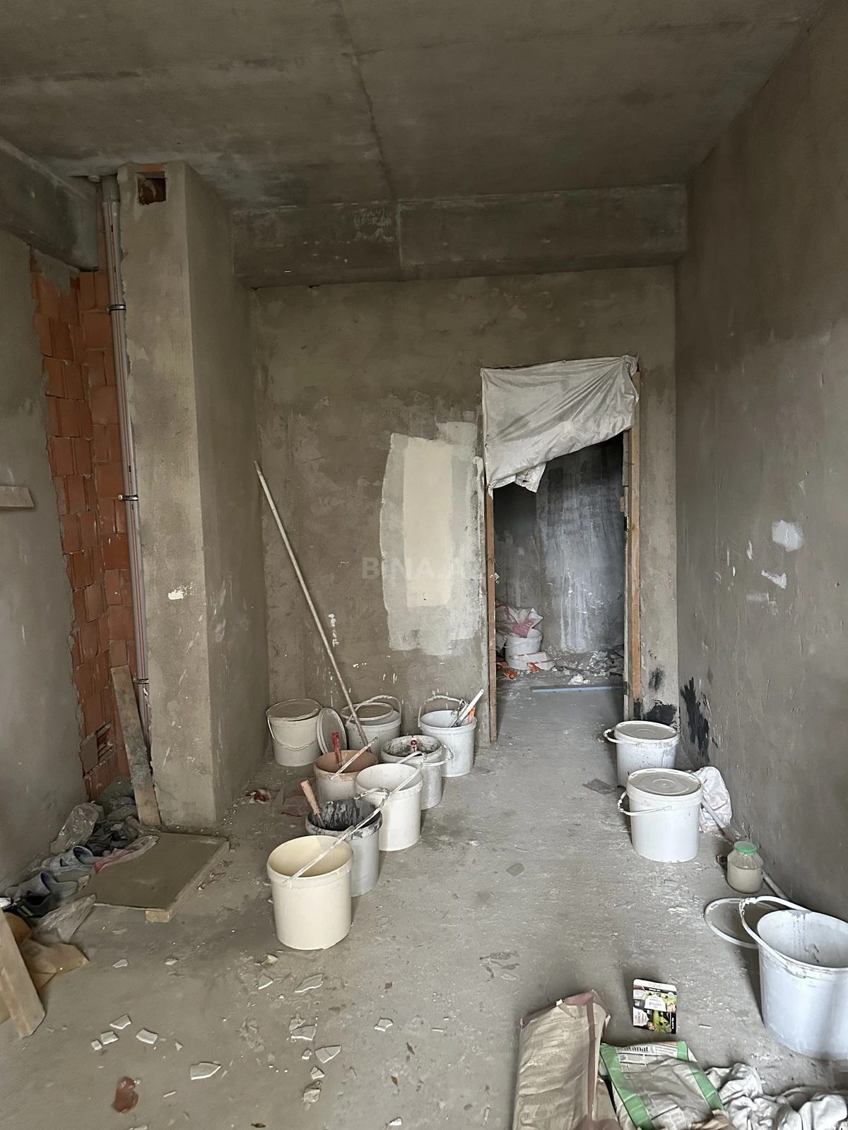 Satılır 3 otaqlı mənzil 119 m²
