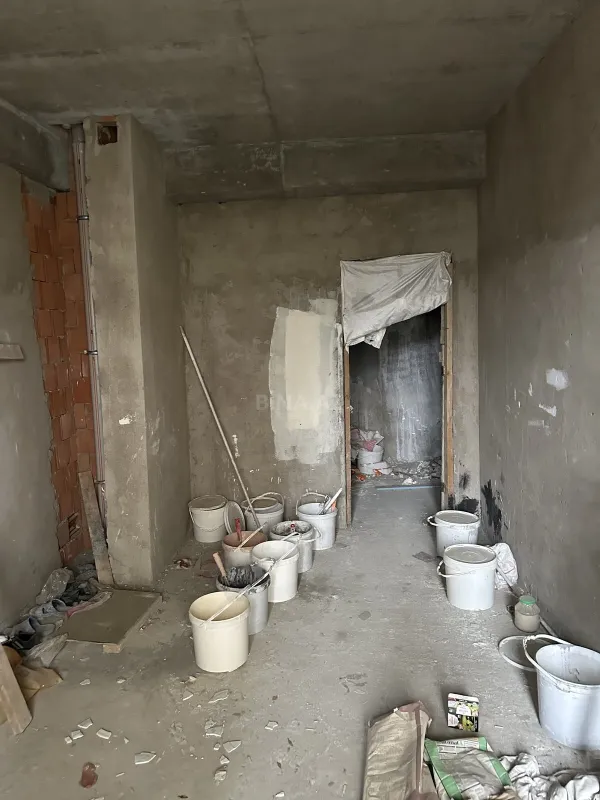 Satılır 3 otaqlı mənzil 119 m²