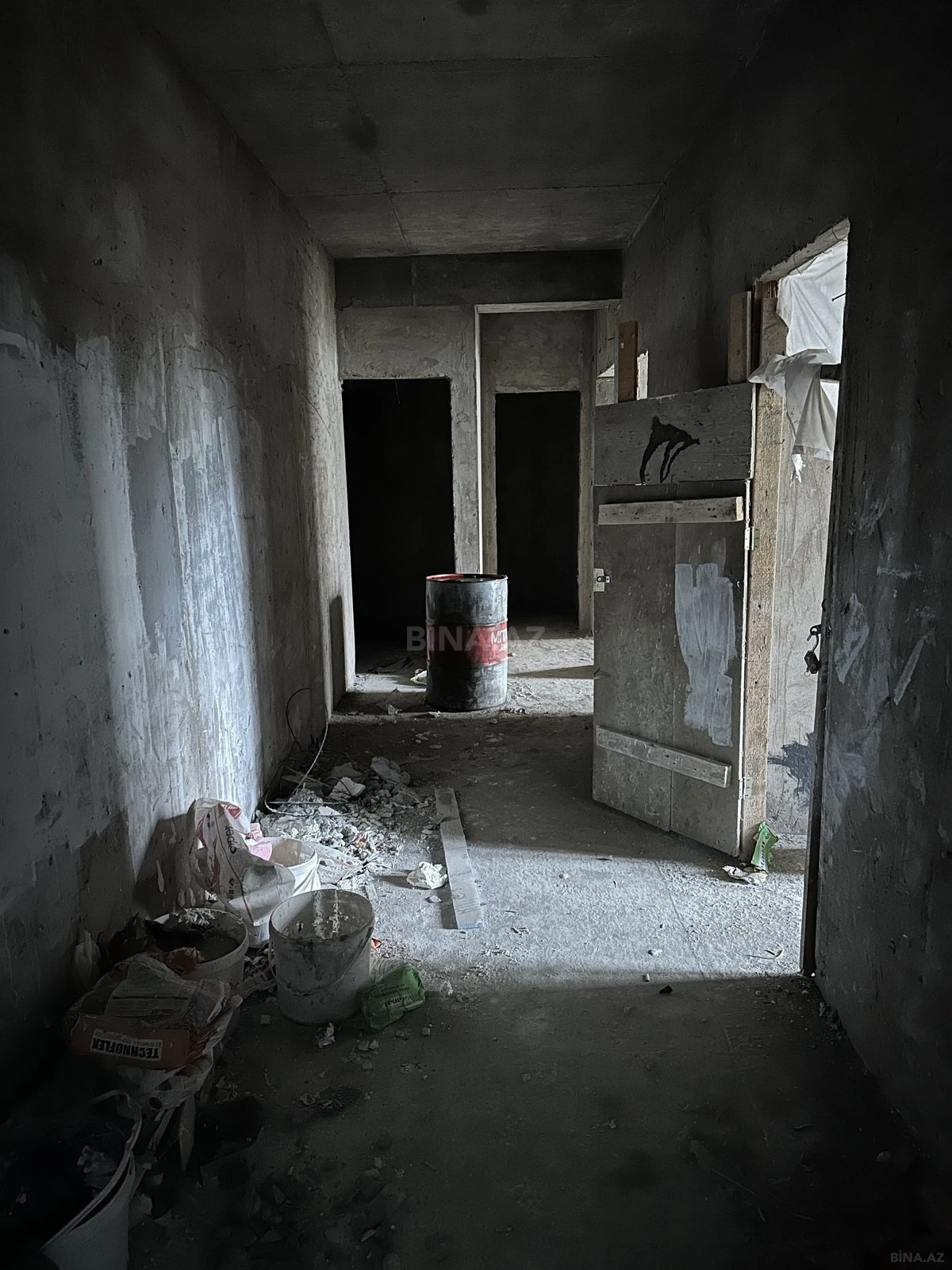 Satılır 3 otaqlı mənzil 119 m²