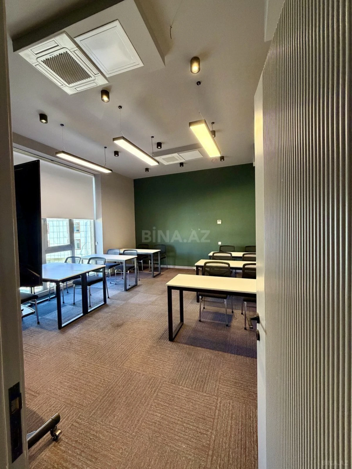 Kirayə verilir 1 otaqlı ofis 60 m²