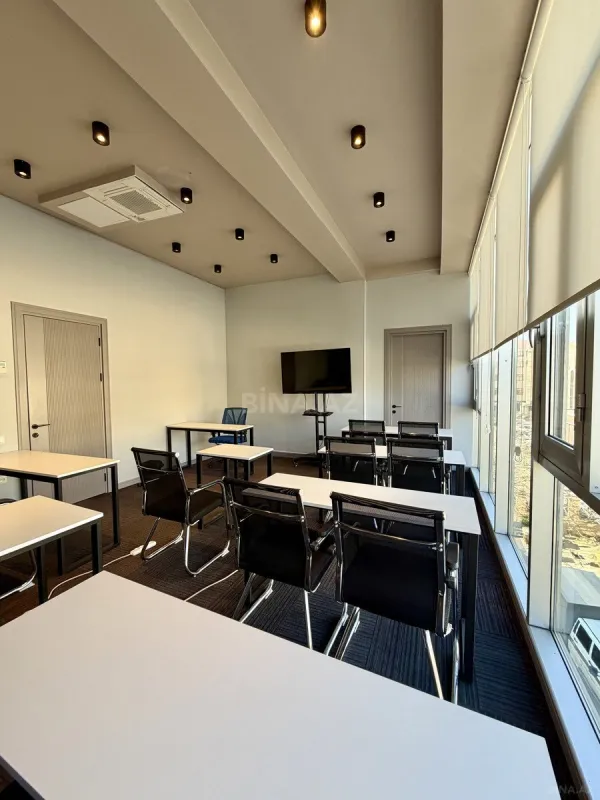 Kirayə verilir 1 otaqlı ofis 60 m²