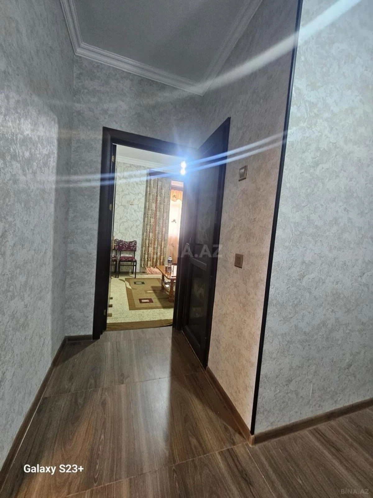 Satılır 1 otaqlı mənzil 33 m²